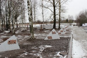 Члены Балтийского объединения участвуют в реставрации мемориалов ВОВ