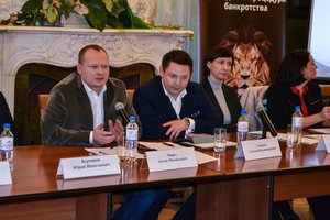 Строителям профессионально рассказали о банкротстве